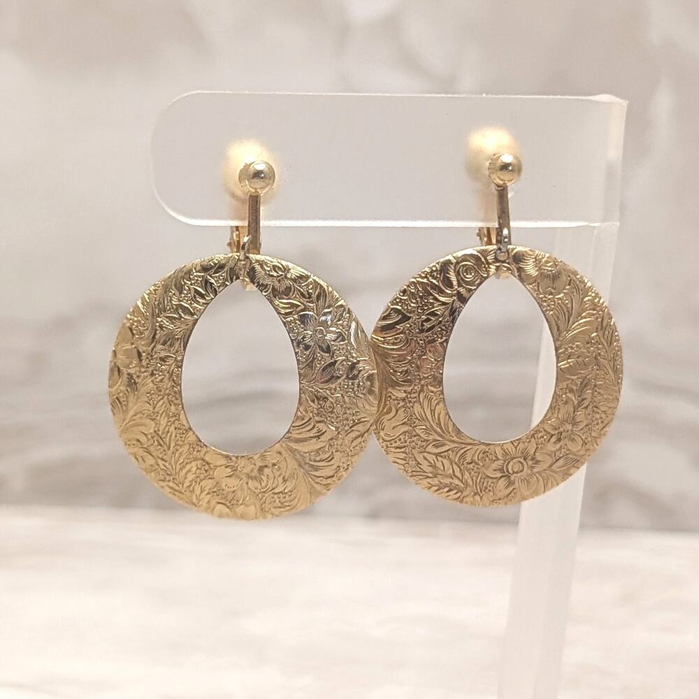 Vintage Clip On Earrings Gold Tone Patterned Circle Drop Dangle Large Statement
